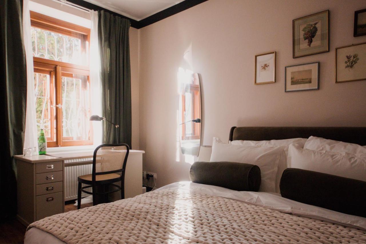 Bed & Breakfast Oak House Wenen